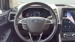 Ford Edge 2023 AWD Titanium 4dr Crossover