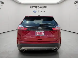 Ford Edge 2023 AWD Titanium 4dr Crossover