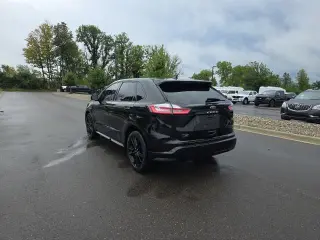 Ford Edge 2022 AWD ST-Line 4dr Crossover