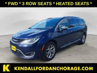 Chrysler Pacifica 2017 Limited 4dr Minivan