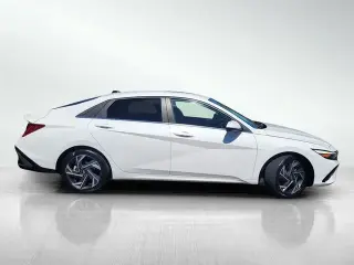 Hyundai ELANTRA Hybrid 2024 Limitada 4p Sedan