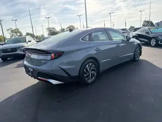 Hyundai SONATA Híbrido 2026 Azul 4p Sedán