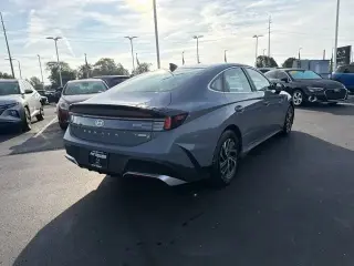 Hyundai SONATA Híbrido 2026 Azul 4p Sedán