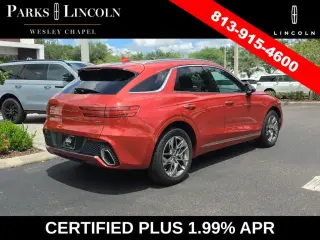 Genesis GV70 2025 AWD 2.5T Estándar 4p SUV