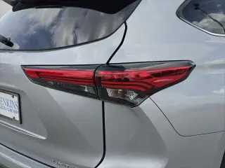 Toyota Highlander 2022 Limited 4dr SUV