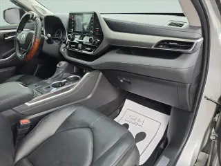 Toyota Highlander 2022 Limited 4dr SUV