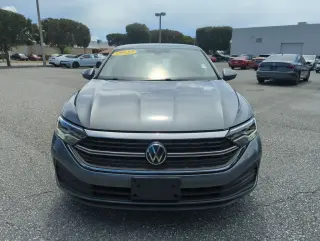 Volkswagen Jetta 2022 SE 4p Sedan