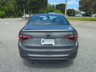 Volkswagen Jetta 2022 SE 4p Sedan