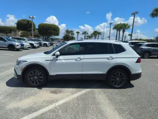 Volkswagen Tiguan 2024 SE 4p SUV