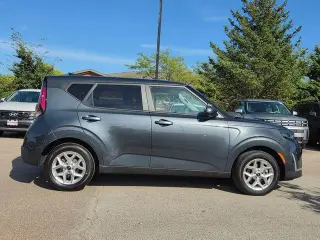 Kia Soul 2024 LX 4p Crossover