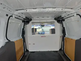 Ford Transit Connect 2021 XL 4dr LWB Vehículo de Carga Mini-Furgoneta con Puertas de Carga Traseras