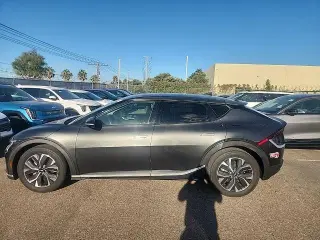 Kia EV6 2024 Light Long Range 4dr Crossover