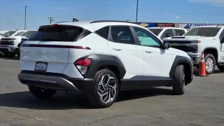 Hyundai KONA 2026 SEL Premium SUV 4 puertas