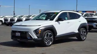 Hyundai KONA 2026 SEL Premium SUV 4 puertas