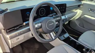 Hyundai KONA 2026 SEL Premium SUV 4 puertas