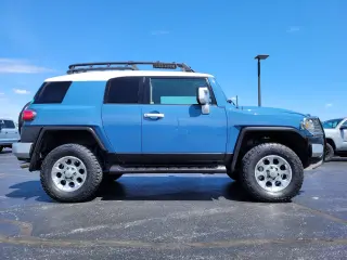 Toyota FJ Cruiser 2013 4x4 4dr SUV 6M