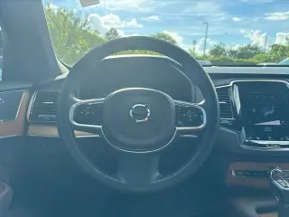 Volvo XC90 2021 4x4 T6 Momentum 7-Pasajeros 4p SUV