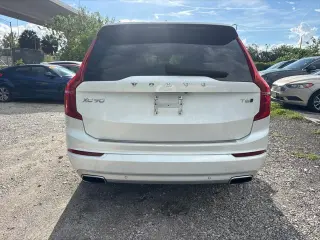 Volvo XC90 2021 4x4 T6 Momentum 7-Pasajeros 4p SUV