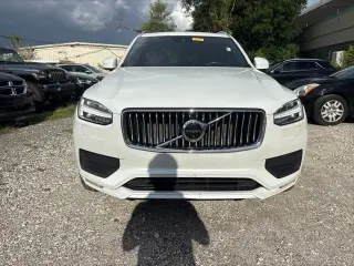 Volvo XC90 2021 4x4 T6 Momentum 7-Pasajeros 4p SUV