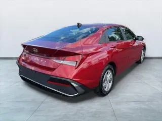 Hyundai ELANTRA 2025 SE 4p Sedan