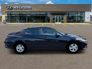 Hyundai ELANTRA 2026 SE 4dr Sedán