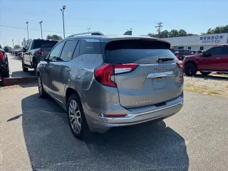 GMC Terrain 2024 AWD Denali 4p SUV