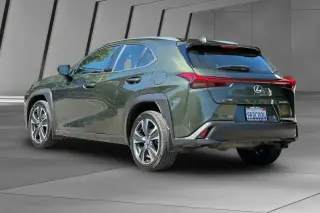 Lexus UX 300h 2025 4dr Crossover
