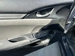 Honda Civic 2018 LX 4p Sed CVT