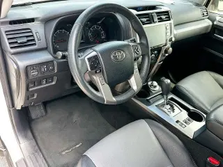 Toyota 4Runner 2022 4x4 SR5 Premium 4p SUV