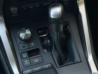 Lexus NX 300 2019 AWD 4p. Crossover