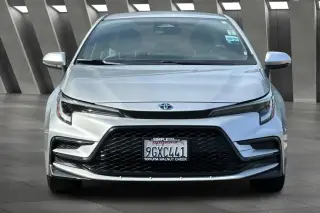Toyota Corolla Hybrid 2023 SE 4dr Sed n