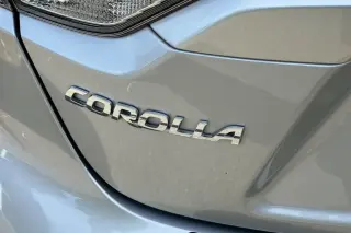 Toyota Corolla Hybrid 2023 SE 4dr Sed n