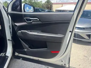 Kia Sportage Híbrido 2024 AWD LX SUV 4 puertas