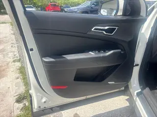 Kia Sportage Híbrido 2024 AWD LX SUV 4 puertas