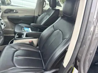 Chrysler Pacifica 2023 Touring L 4dr Mini-Van