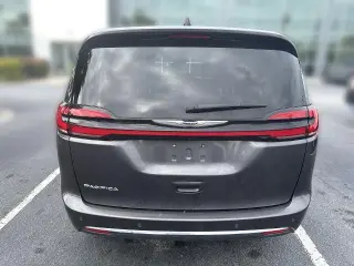 Chrysler Pacifica 2023 Touring L 4dr Mini-Van