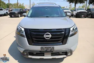 Nissan Pathfinder 2024 AWD Platinum 4dr SUV