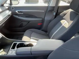 Hyundai SONATA Hybrid 2024 SEL 4p Sedan