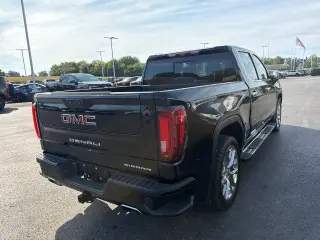 GMC Sierra 1500 2022 4x4 Denali 4p Cab de Tripulacion 5.8 ft. CB