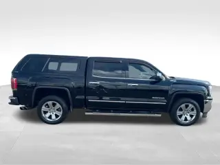 GMC Sierra 1500 2017 4x4 SLT 4p. Cabina Extendida 5.8 pies CB