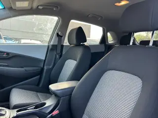 Hyundai KONA 2018 AWD SEL 4dr Crossovero