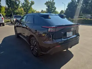 Toyota bZ 2026 AWD Limited 4p Crossover