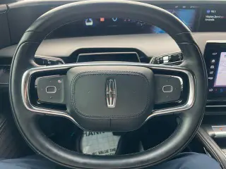 Lincoln Nautilus 2024 AWD Premiere 4dr SUV
