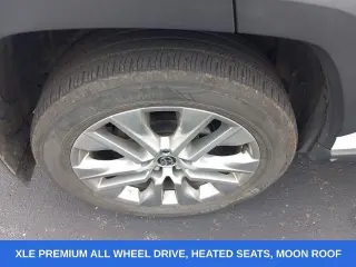 Toyota RAV4 2021 AWD XLE Premium 4dr SUV