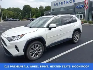 Toyota RAV4 2021 AWD XLE Premium 4dr SUV