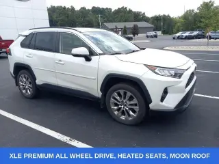 Toyota RAV4 2021 AWD XLE Premium 4dr SUV