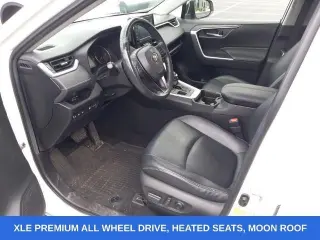 Toyota RAV4 2021 AWD XLE Premium 4dr SUV