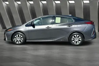Toyota Prius Prime 2020 XLE 4dr Hatchback