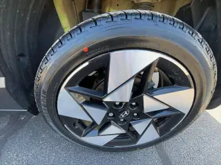 Hyundai KONA 2024 AWD Limited 4dr Crossover