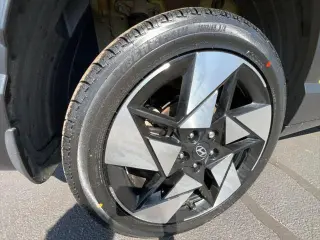 Hyundai KONA 2024 AWD Limited 4dr Crossover